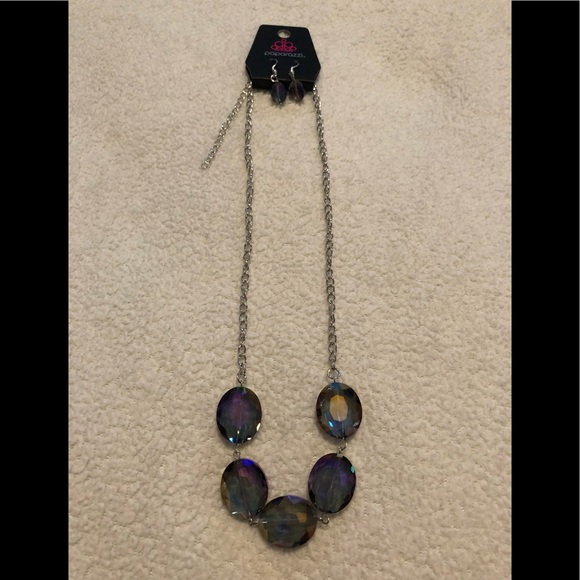 Paparazzi Cosmic closeup purple necklace with earrings